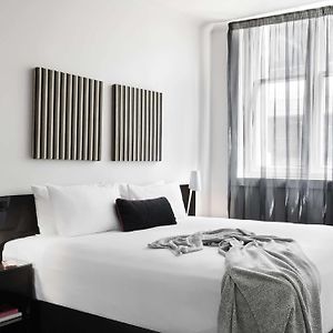 Superior One Bedroom Apartment